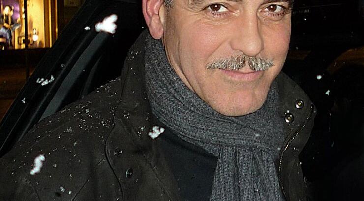 Το μουστάκι του Clooney! 