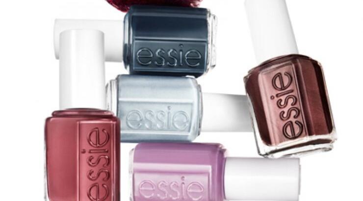 Η Essie προτείνει... 