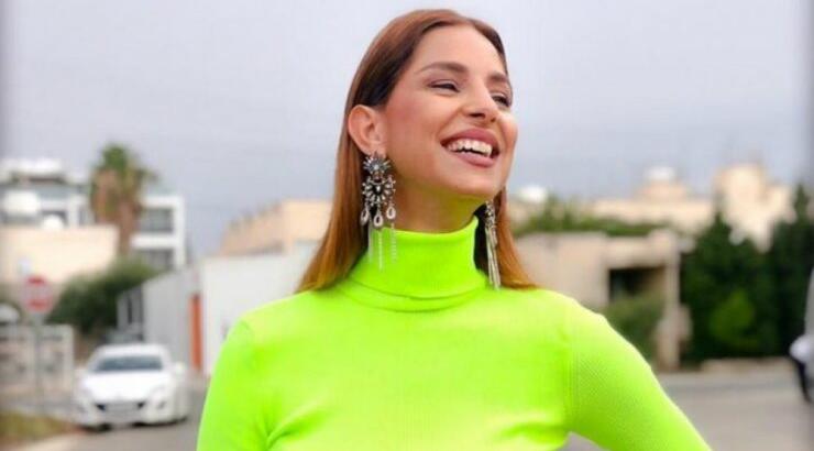 Κωνσταντίνα Ευριπίδου: Ήθελε να βγάλει την μπλούζα συνεργάτιδάς της on air! [βίντεο]