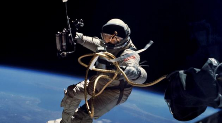 Κοσμοναύτης ελληνικής καταγωγής έκανε βόλτα γύρω από τον Διεθνή Διαστημικό Σταθμό