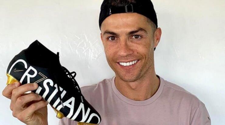 Cristiano Ronaldo: Αυτό είναι το αγαπημένο του τραγούδι γνωστού Έλληνα τραγουδιστή