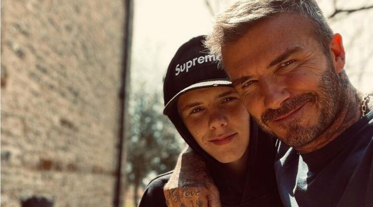 David Beckham: Το απίστευτο hair look που λανσάρει μαζί με τον γιο του [εικόνα] 