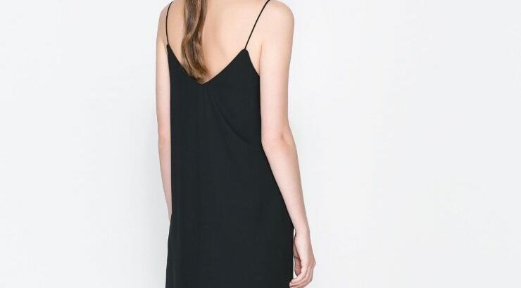 Slip dress: Είναι η νέα τάση στα φορέματα 