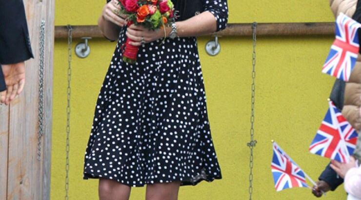 Ξεπούλησε το φόρεμα της Κέιτ Μίντλετον που κόστιζε μόνο €48