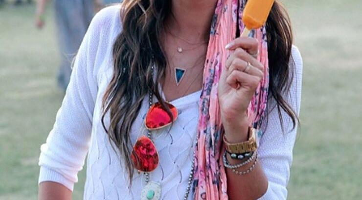 Πώς να φορέσεις το φουλάρι 