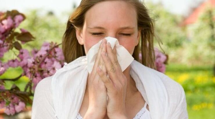  4 φαγητά για να καταπολεμήσεις τις καλοκαιρινές αλλεργίες 