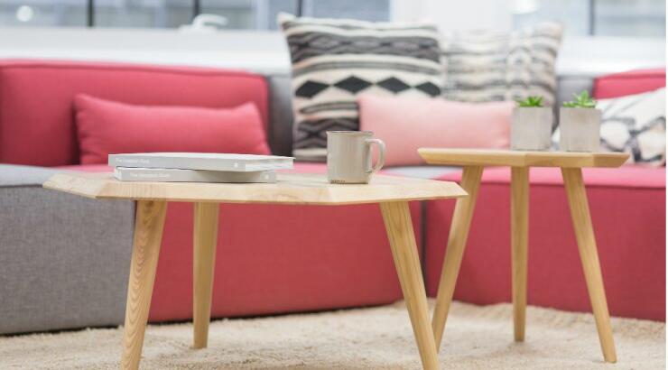 Πυρετός στο… ροζ με έπιπλα που το φιλοξενούν με περηφάνεια