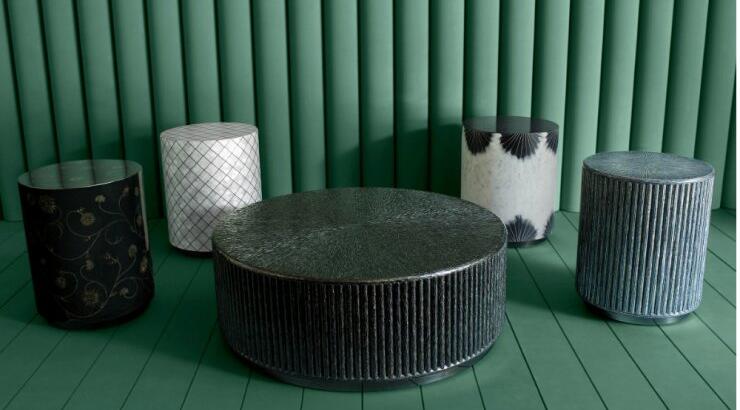 Έπιπλα με κελύφη ψαριών, οστράκων και από φτερά