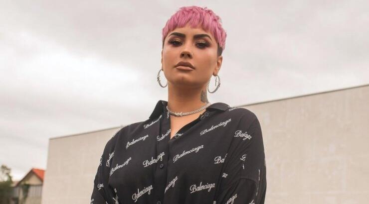 Demi Lovato:"Eπαθα τρία εγκεφαλικά και καρδιακή προσβολή - Είχα πέντε με δέκα λεπτά ζωής"