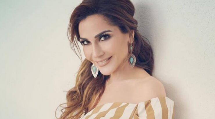 Επώνυμος Έλληνας ανέβασε φωτογραφία της Μελίνας, της κόρης της Δέσποινας Βανδή και είδαμε ότι είναι μια κούκλα