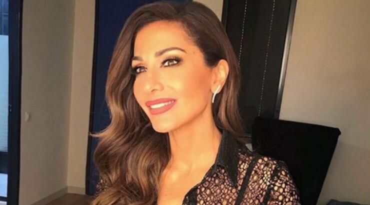 Δέσποινα Βανδή: Βραδινή έξοδος με την πανέμορφη κόρη της [εικόνες]