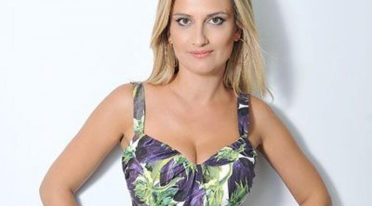 Δείτε την Γωγώ Αλεξανδρινού με μαγιό να παίζει ρακέτες! 