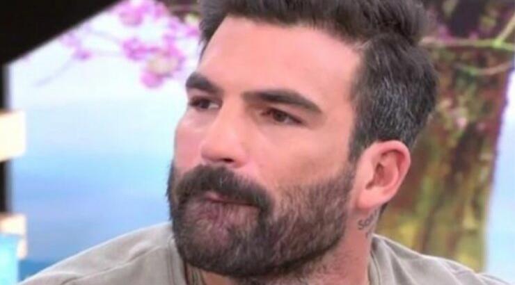 “Ο Αλεξάνδρου με πήρε τηλέφωνο και έκλαιγε. Με παρακάλεσε να πω ότι δεν είναι αυτός” [βίντεο]