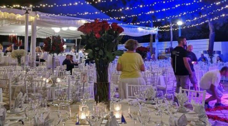 Η παραμυθένια διακόσμηση στον γάμο Κύπριας παρουσιάστριας! [εικόνες & βίντεο]