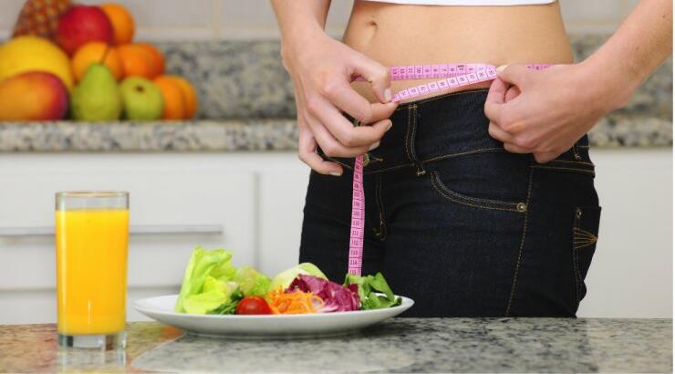 Πέντε συμβουλές για να αδυνατίσεις σε χρόνο ρεκόρ πριν τα Χριστούγεννα