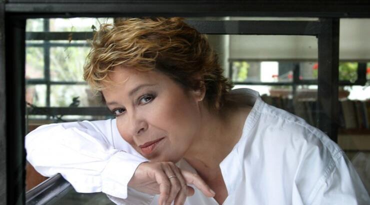 Πάρτε γεύση από το νέο τραγούδι της Δήμητρας Γαλάνη