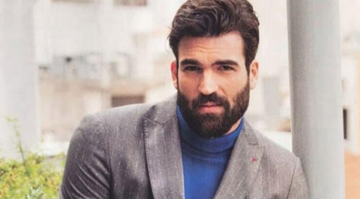 Δημήτρης Αλεξάνδρου: Οι τρυφερές στιγμές μαζί με την σύντροφό του σε βραδινή τους έξοδο [εικόνες]