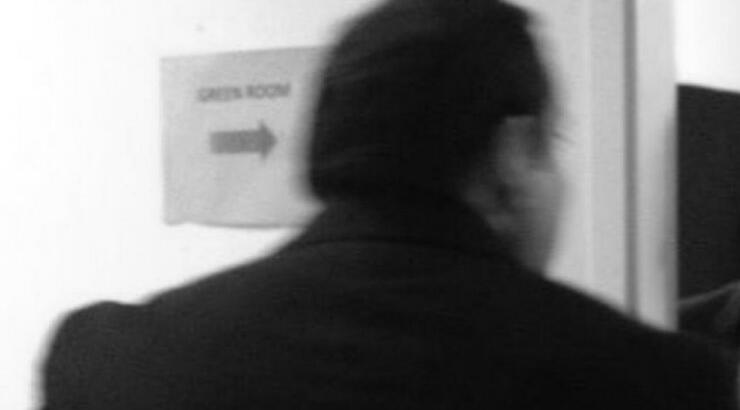 Κύπριος παρουσιαστής: "Οι πρώην μου έχουν πολύ καλές σχέσεις με τη νυν σύζυγό μου" [βίντεο]