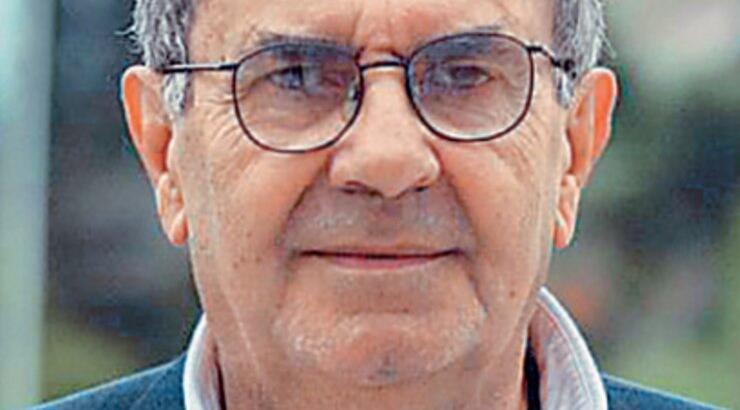 Πέθανε ο Κώστας Κουτσομύτης