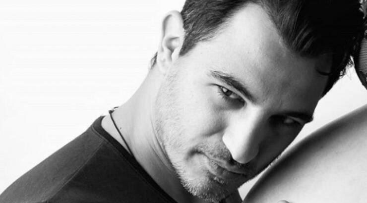 Δήμος Αναστασιάδης: Η φωτογραφία με τον γιο του στο κρεβάτι που λατρέψαμε!