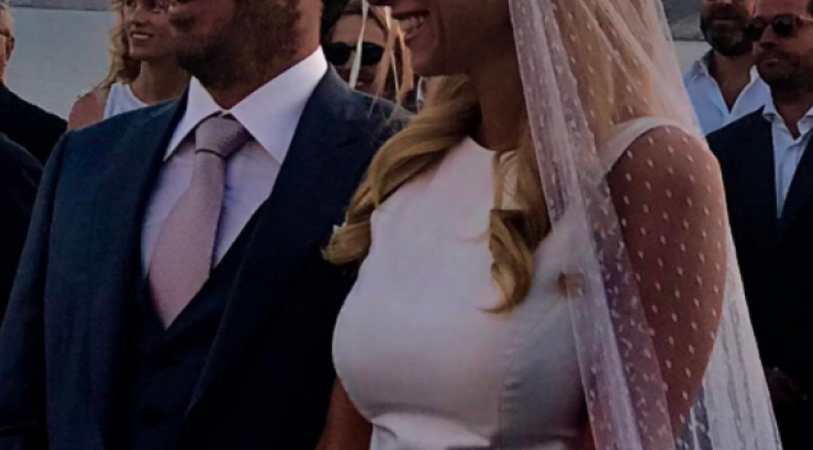 Το πρώτο μήνυμα του Δημήτρη Θεοδωρίδη μετά τον γάμου με τη Δούκισσα Νομικού και η λεπτομέρεια στο κουστούμι του που δεν πρόσεξε κανείς!