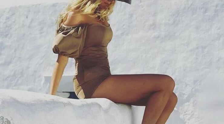 Δούκισσα Νομικού: Η σέξι εμφάνισή της στη Μύκονο! [εικόνες]