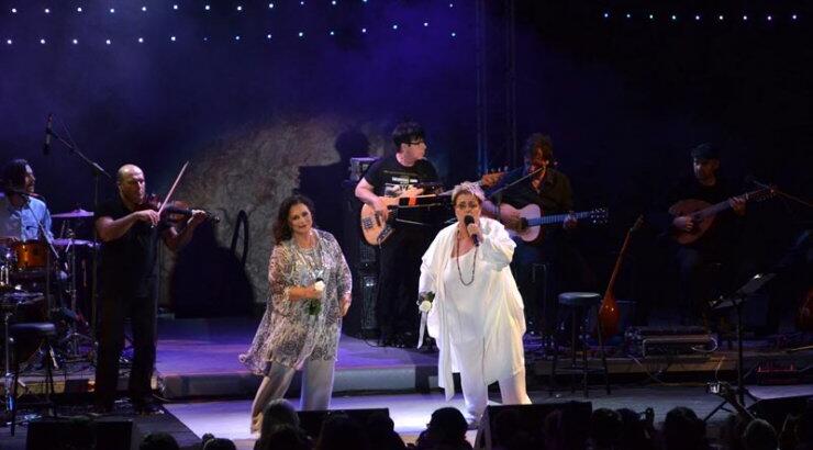 Αλεξίου - Γαλάνη: Στην Κύπρο για 3 βραδιές