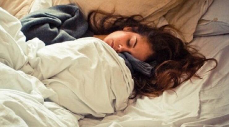 5 περίεργα πράγματα που επηρεάζουν τα όνειρα που βλέπουμε 