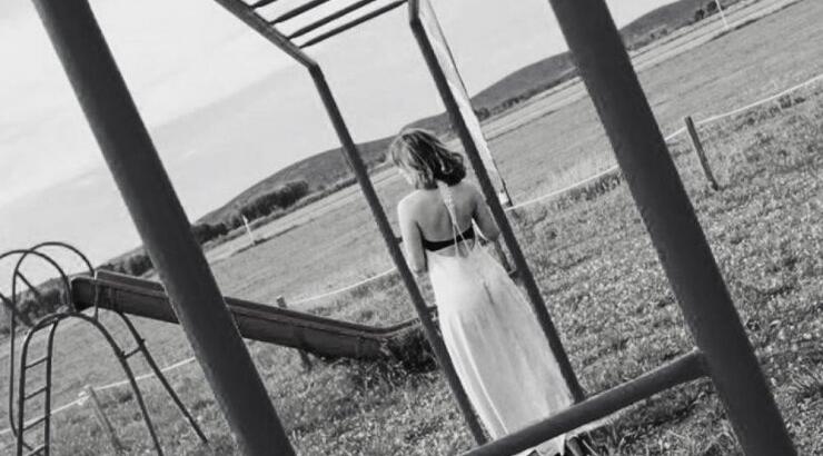 Ελληνίδα τραγουδίστρια έγινε μανούλα και μόλις το μάθαμε! 