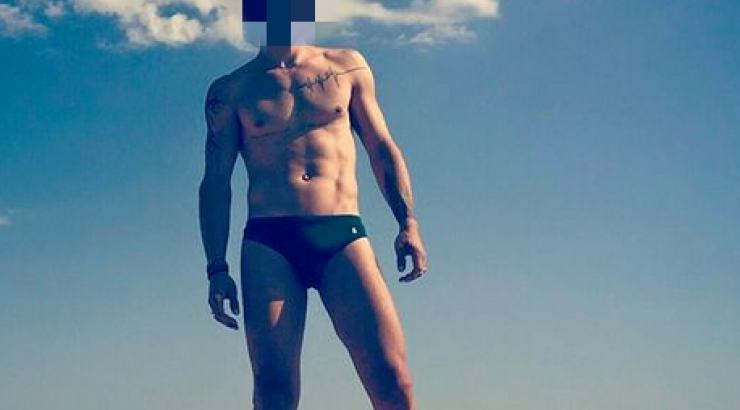 Επώνυμος Κύπριος ποζάρει χωρίς μπλούζα κι αναστατώνει τον γυναικείο πληθυσμό!