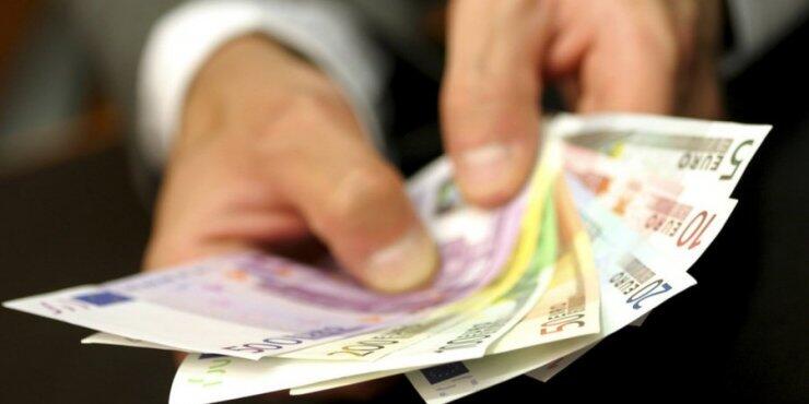 Σήμερα η καταβολή του Ελάχιστου Εγγυημένου Εισοδήματος