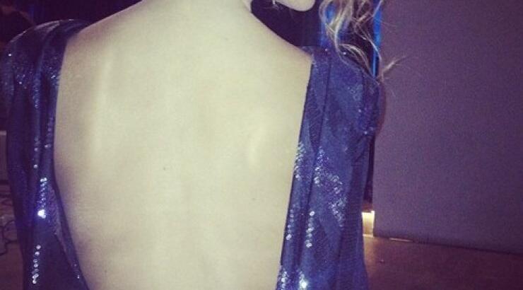 Ελευθερία Ελευθερίου: Η γυμνή πλάτη της που άναψε φωτιές