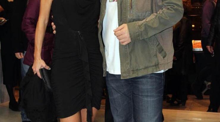 Έλενα Τσαβαλιά: Η απάντηση στις φήμες που τη θέλουν να ζει συμβατικά με τον Σεφερλή ενώ είναι χωρισμένη