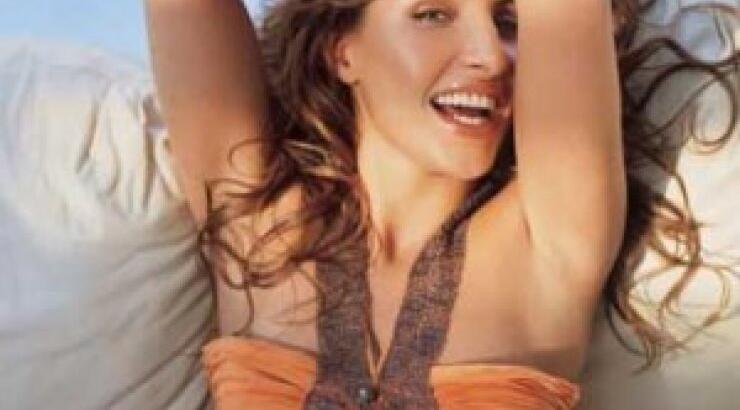 Έγκυος τελικά η Έλενα Παπαρίζου;