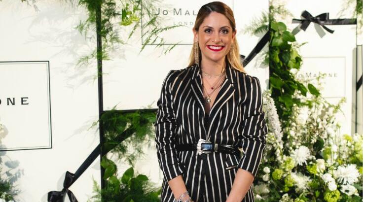 Έλενα Αποστόλου: Κομψό outfit με stylish πινελιές