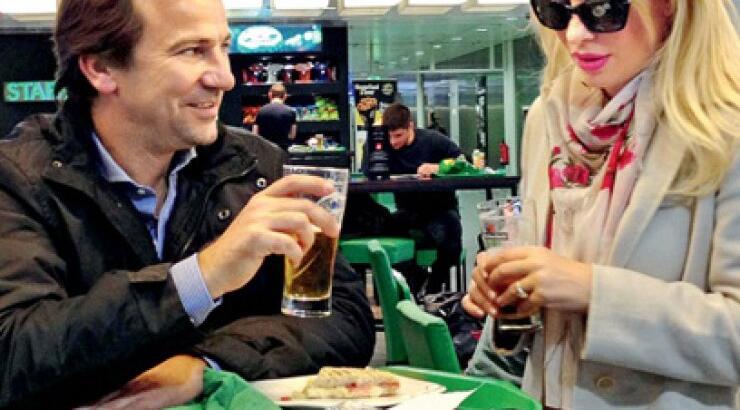 Ελένη Μενεγάκη: Ταξίδι αναψυχής στην Κωνσταντινούπολη με τον Μάκη Παντζόπουλο