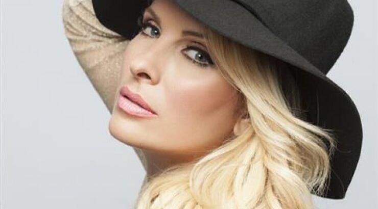 Ελένη Μενεγάκη: Η δυσκολία στις Μαλδίβες και η βοήθεια των παιδιών της!