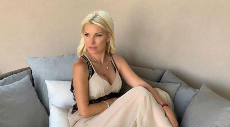 Ελένη Μενεγάκη: Η αποκάλυψη για τον φανατικό θαυμαστή της και τους πυροβολισμούς! [βίντεο]