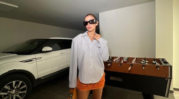 Bρήκαμε τα glam bow pumps της Ελένης Φουρέιρα