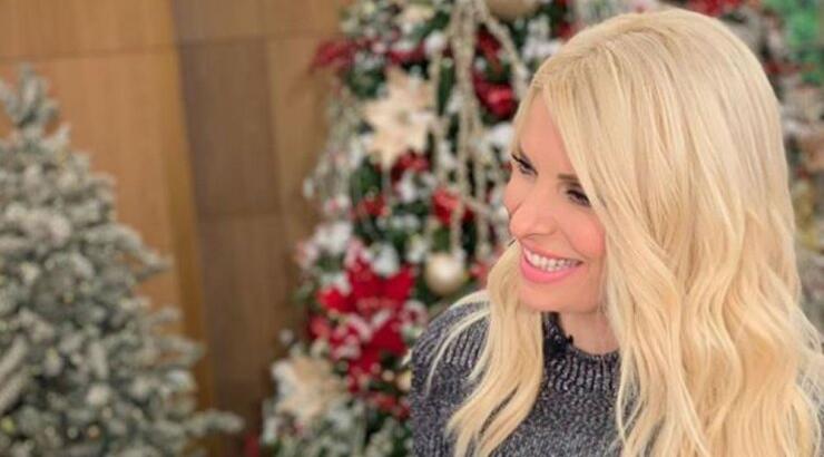 Ελένη Μενεγάκη: Μας έδειξε πρώτη φορά το χριστουγεννιάτικό της δέντρο για φέτος!