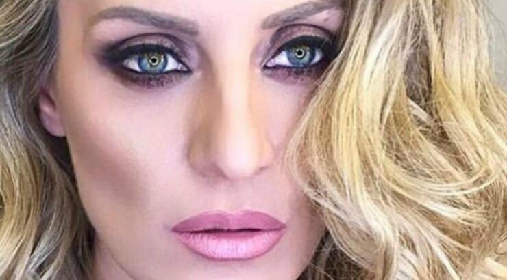 Γνωστή Ελληνίδα: "Στα 12 μου αποκάλυψα στη μητέρα μου ότι είμαι ομοφυλόφιλη"