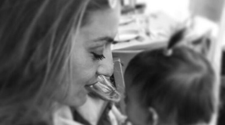 Ελεονώρα Μελέτη: Η φωτογραφία αγκαλιά με την κόρη της που λατρέψαμε! 