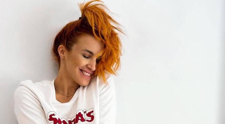 Κάλια Ελευθερίου: Άλλαξε χρώμα στα μαλλιά και ξέσπασε σε κλάματα [βίντεο]