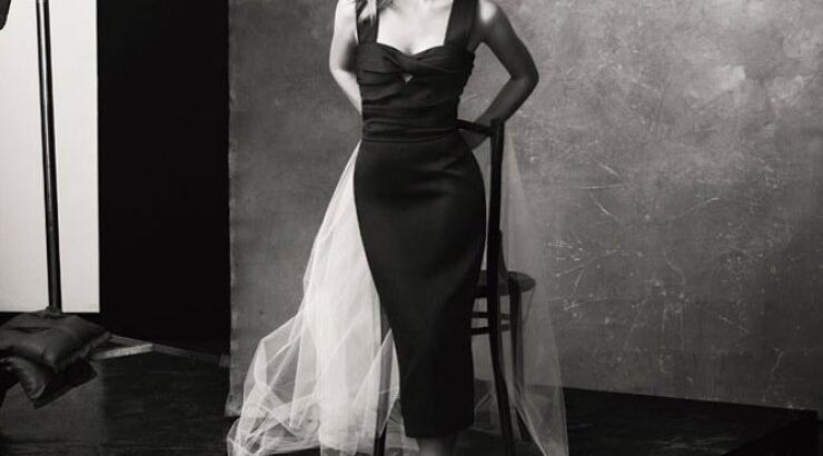 Η Emma Watson φωτογραφίζεται για καλό σκοπό