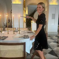 Έμιλυ Γιολίτη: Το επιβλητικό χριστουγεννιάτικο δέντρο της που έκλεψε τις εντυπώσεις