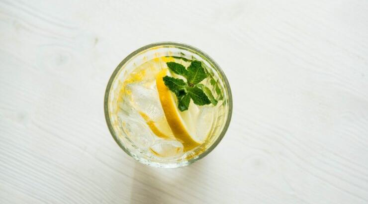 9+1 τρόποι για ενυδάτωση και γεύση το καλοκαίρι!