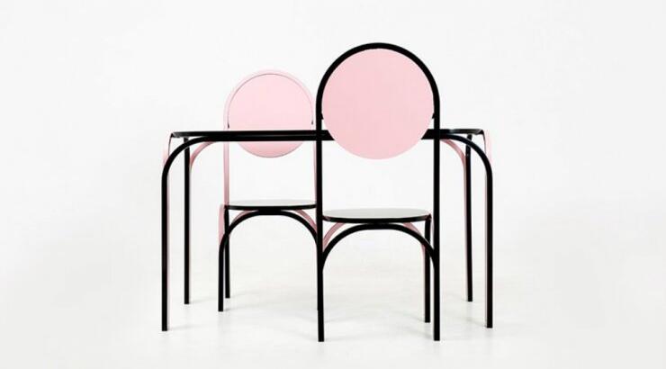 Έπιπλα που μοιάζουν σαν να σχεδιάστηκαν με ένα λεπτό, μαύρο στυλό