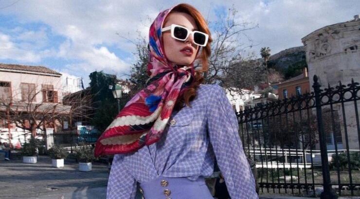 Τα μαλλιά της Έβελυν Καζαντζόγλου έγιναν θέμα στην ιταλική Vogue! 