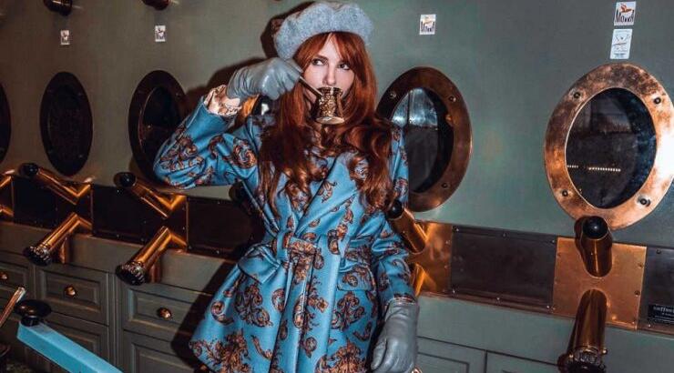 Βρήκαμε τα items για να αντιγράψεις το υπέροχο boho-chic look της Έβελυν Καζαντζόγλου