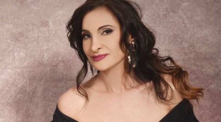 Η Κύπρια τραγουδίστρια, Εύη Καπάταη εξομολογείται την κακοποίηση που δέχθηκε στα 18 της!